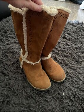 Kids Faux Fur Lined Winter Boots Girls Size 2 - Cognac Brown